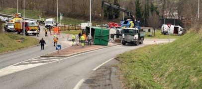 Un camion renversé coupe la circulation à Roche-la-Molière