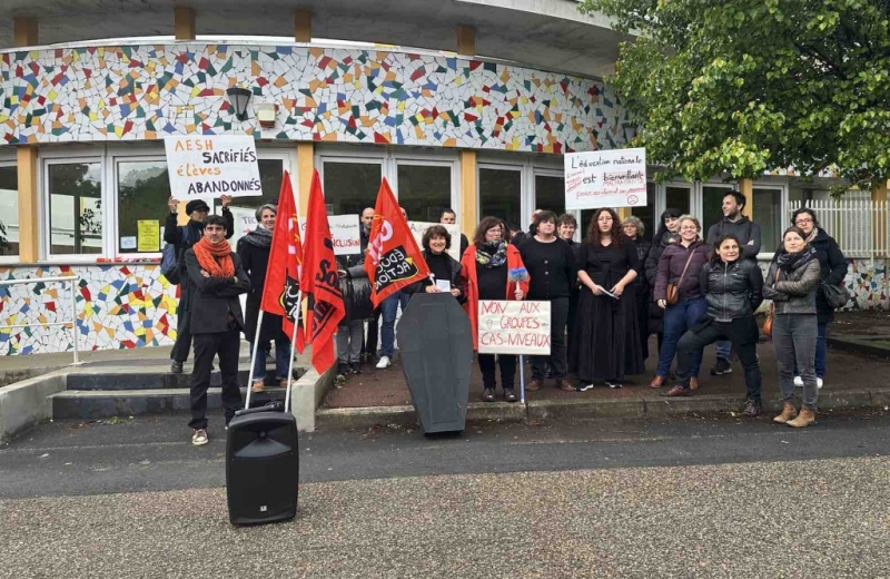 Les Professeurs Du Collège Du Puits De La Loire Se Mobilisent Contre Une Réforme Tl7 8558