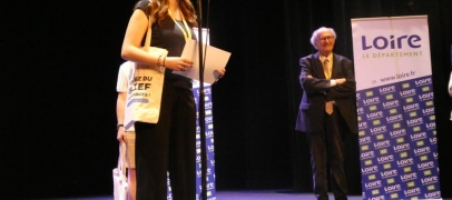 Léa remporte le 1er concours d'éloquence du Département de la Loire